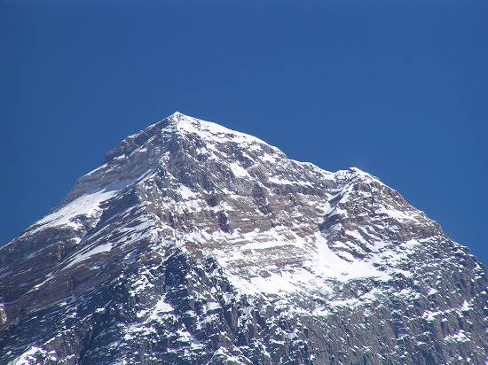 PA281206 Mt.Everest Peak.jpg